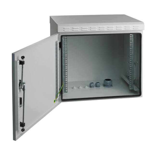 BCC Solutions 19" Wall Housing IP55, Depth 450mm