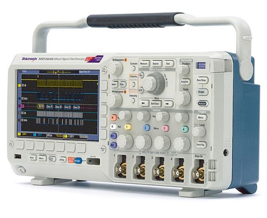 Tektronix Oscilloscope: Digital Phosphor, 100 MHz,1 GS/s, 1M record length