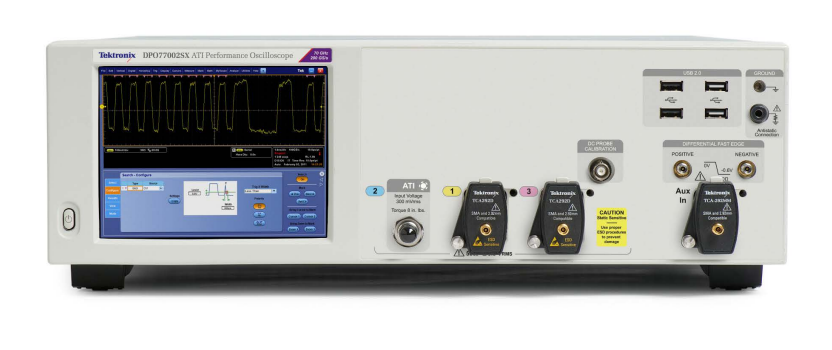 Tektronix 16 GHz Digital Phosphor Oscilloscope, 4 poistunut, tilalle DPO714AX