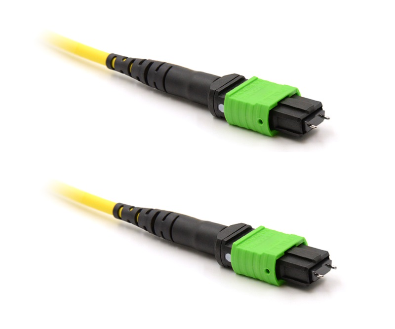 BCC Solutions MTP/APC(M)-MTP/APC(M) SM 12-kuitua 1m, A-type with pins