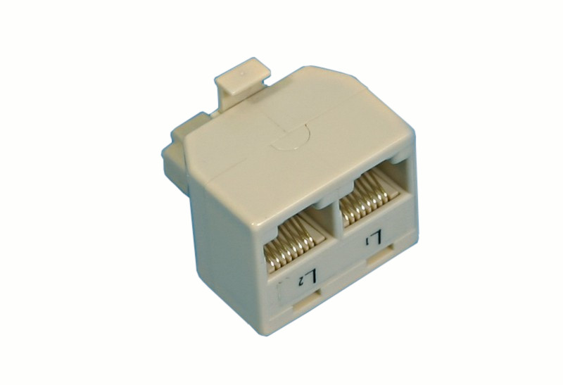 BCC Solutions Haaroitusadapteri 2x RJ45F + 1 xRJ45M
